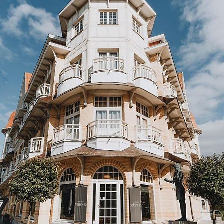 Grand Hotel Belle Vue 데한 외부 사진